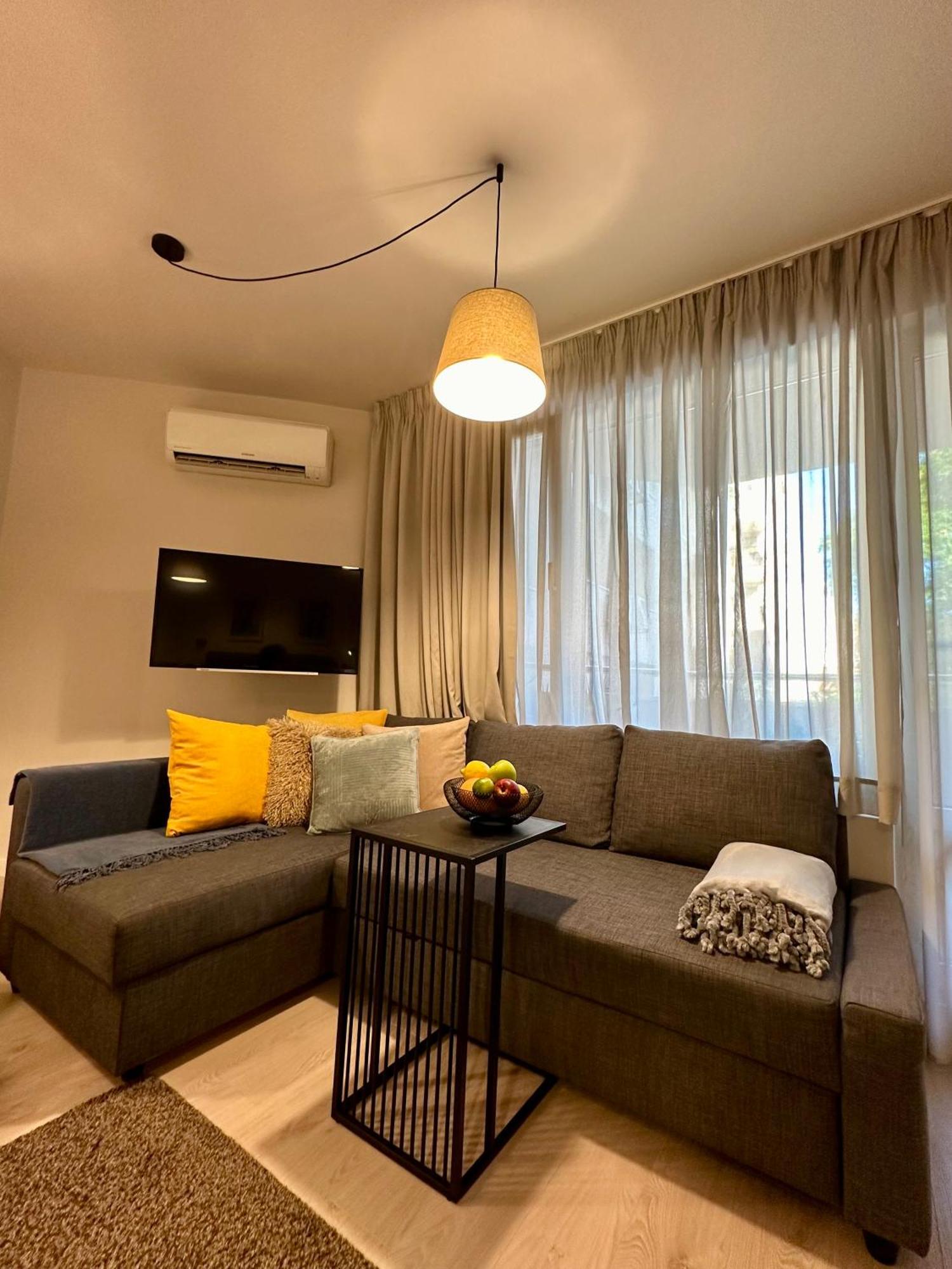 Serenity Studio Burgas Bagian luar foto